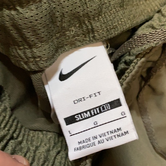 Nike sweatpants - Picture 7 of 9